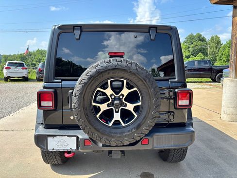 Used 2020 Jeep Wrangler Unlimited Rubicon w/ Cold Weather Group AWD/4WD image 4