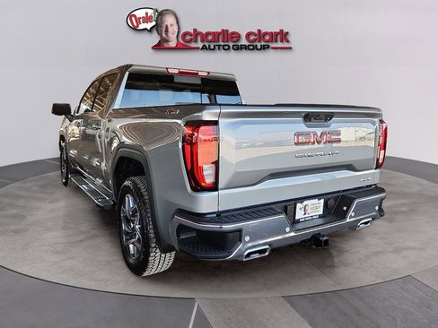 New 2026 GMC Sierra 1500 SLE AWD/4WD image 3