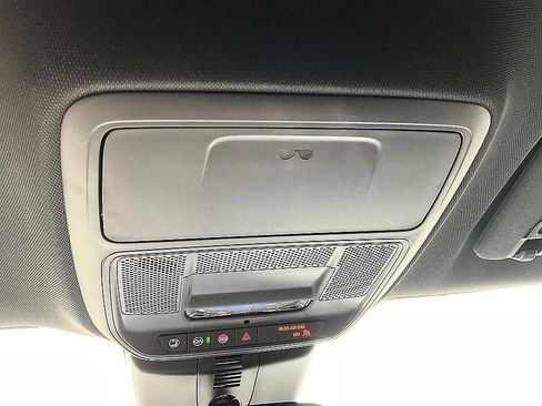 Used 2026 Chevrolet Traverse LT w/ LPO, Floor Liner Package AWD/4WD image 25