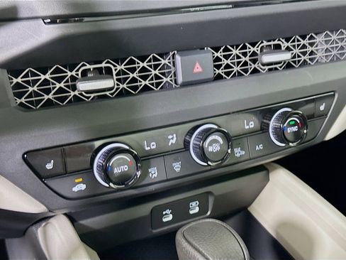 Certified 2025 Honda Accord SE image 14