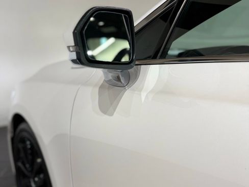 Used 2020 Lincoln MKZ Reserve w/ Monochromatic Package image 17