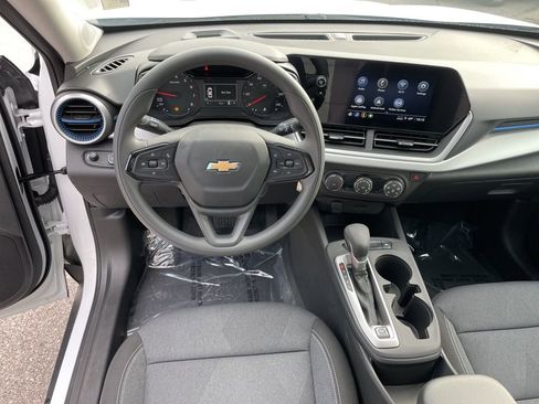 New 2026 Chevrolet Trax LS image 24