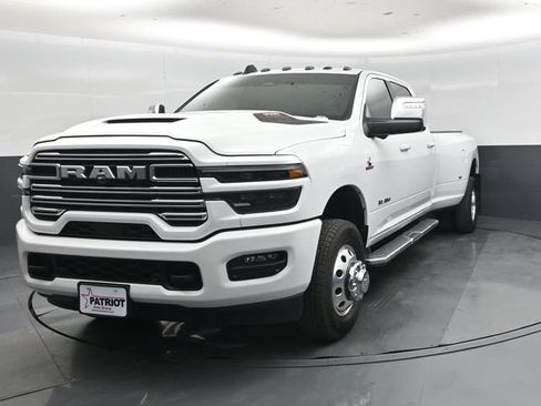 Used 2026 RAM 3500 Laramie w/ Max Tow Package AWD/4WD image 27