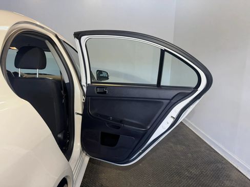 Used 2017 Mitsubishi Lancer ES FWD image 24