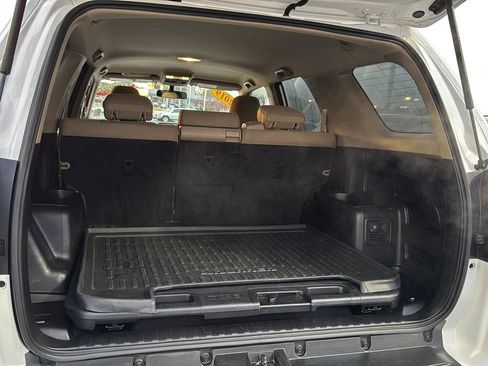 Certified 2019 Toyota 4Runner SR5 image 28