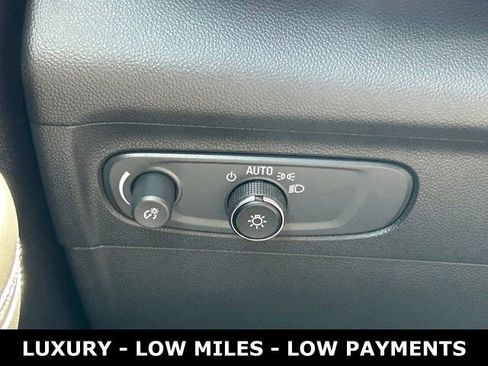Used 2023 Buick Envision Preferred AWD/4WD image 19