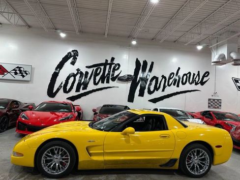 Used 2003 Chevrolet Corvette Z06 w/ Memory Package, 3 Drivers RWD image 2