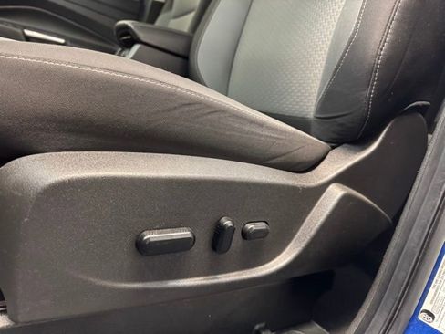 Used 2019 Ford Escape SE image 22