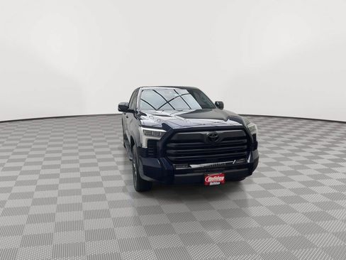 Used 2024 Toyota Tundra Limited AWD/4WD image 33