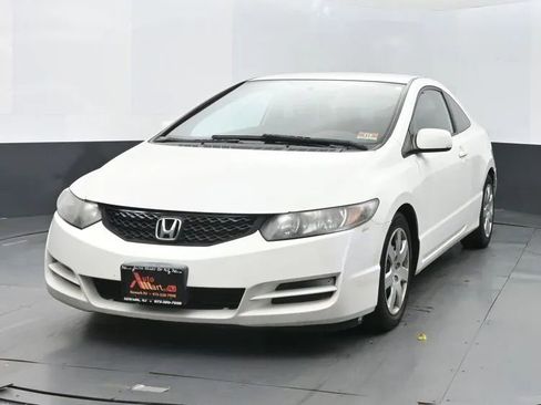 Used 2009 Honda Civic LX image 1