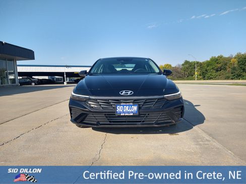 Used 2024 Hyundai Elantra SEL image 13
