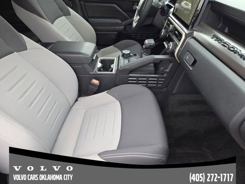 Used 2025 Toyota Tacoma TRD Off-Road w/ TRD Off Road Upgrade Package AWD/4WD image 14