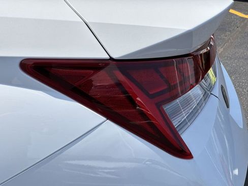 Used 2025 Hyundai Elantra Sport FWD image 20