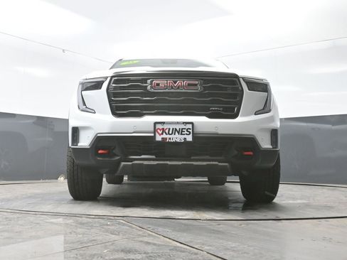 Used 2025 GMC Acadia AT4 w/ Super Cruise Package image 50