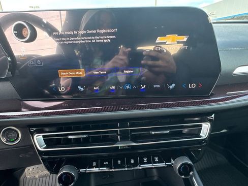 New 2026 Chevrolet Traverse Z71 w/ LPO, Floor Liner Package image 31