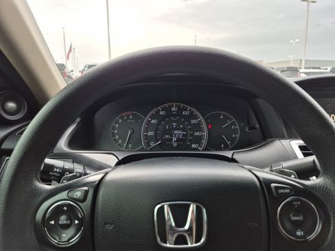 Used 2015 Honda Accord EX image 10