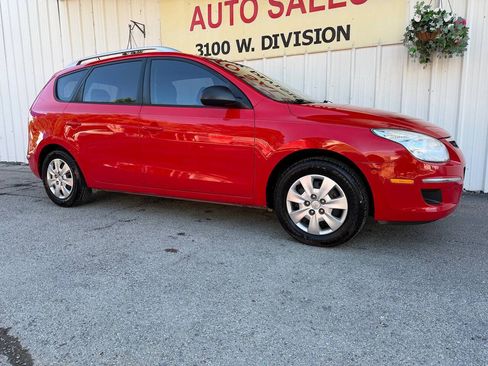 Used 2011 Hyundai Elantra w/ Popular Equipment Pkg 2 FWD image 1