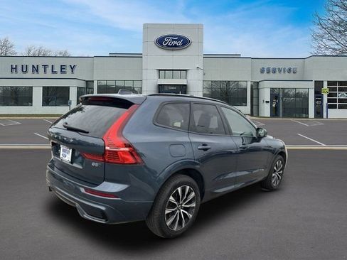 Used 2025 Volvo XC60 B5 Plus AWD/4WD image 5
