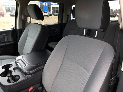 Used 2023 RAM 1500 Classic SLT image 13