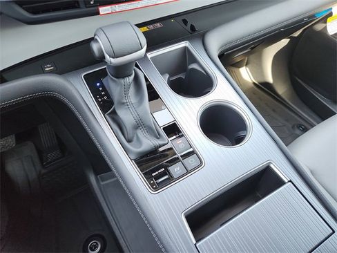New 2026 Toyota Sienna XLE image 16