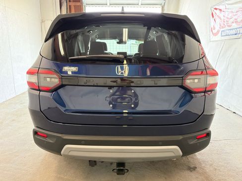 Used 2025 Honda Pilot EX-L image 6