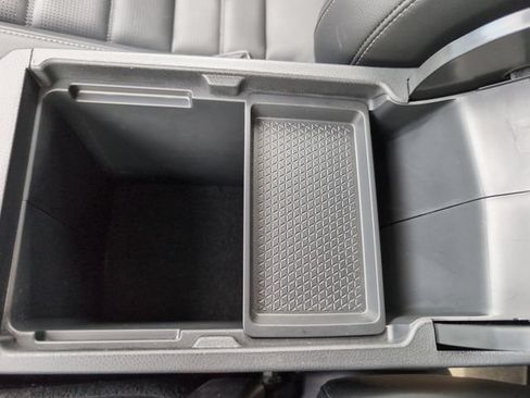 Used 2025 Honda CR-V EX-L image 27
