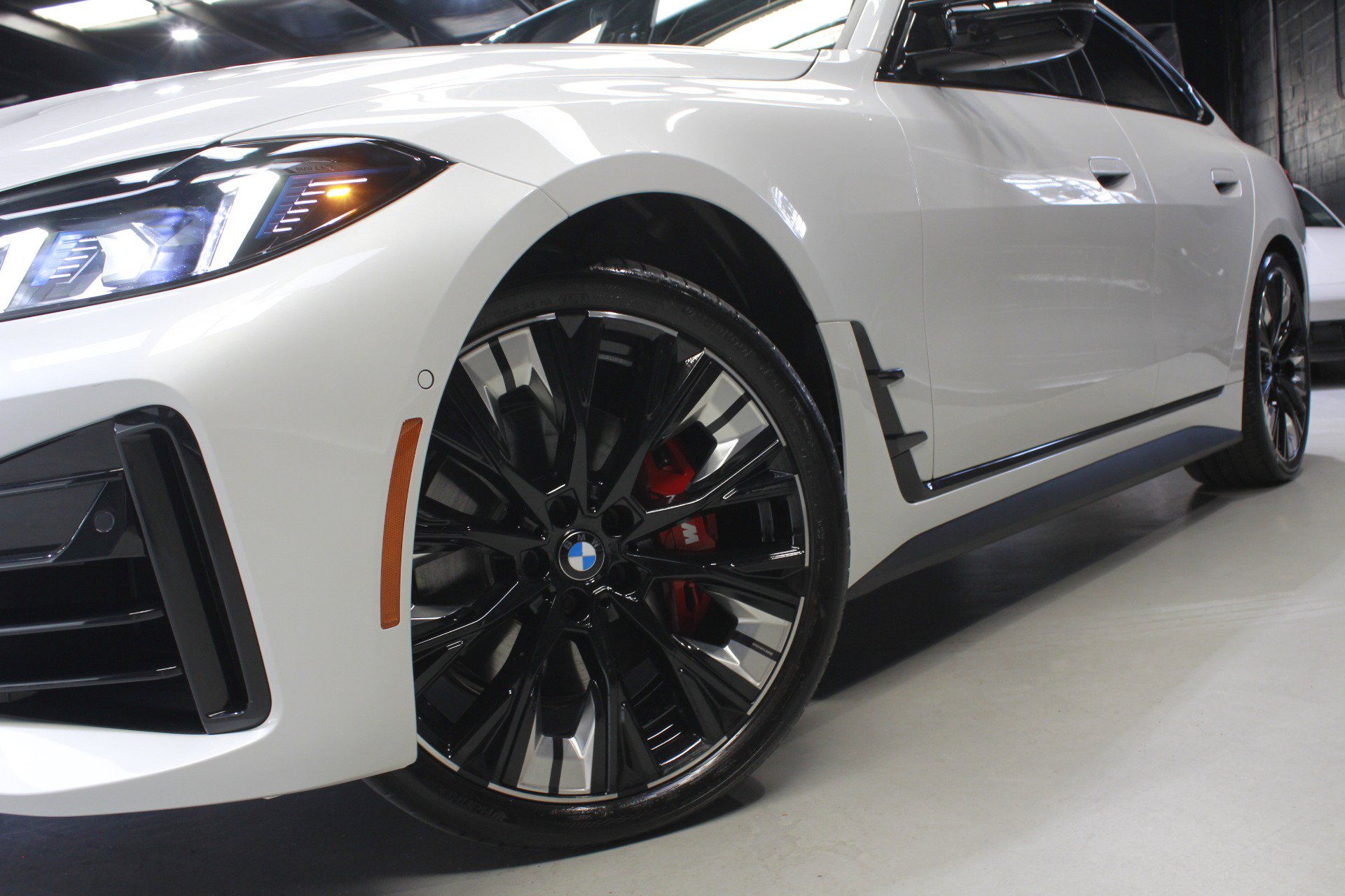 Used 2026 BMW M440i w/ Premium Package RWD image 22