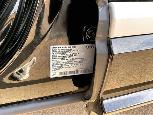 Used 2023 Audi Q7 3.0T Premium Plus image 35