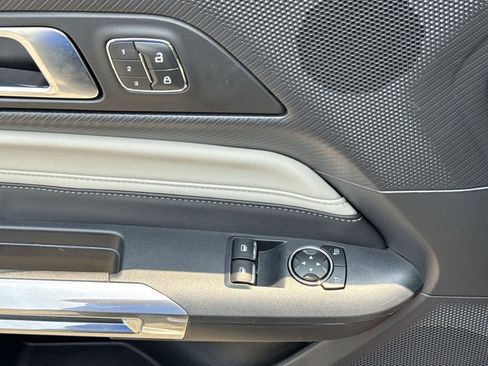 Used 2025 Ford Mustang GT Premium RWD image 15