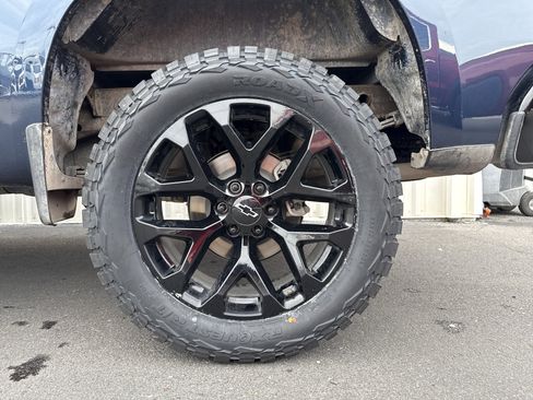 Used 2021 Chevrolet Silverado 1500 Custom Trail Boss image 3