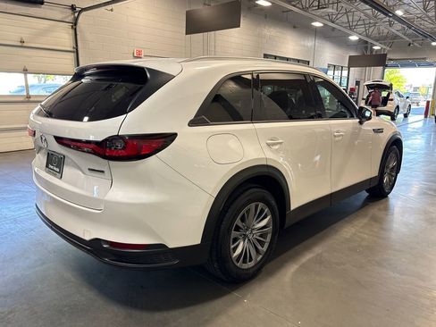 Used 2024 MAZDA CX-90 Plug-In Hybrid w/ Preferred AWD/4WD image 4