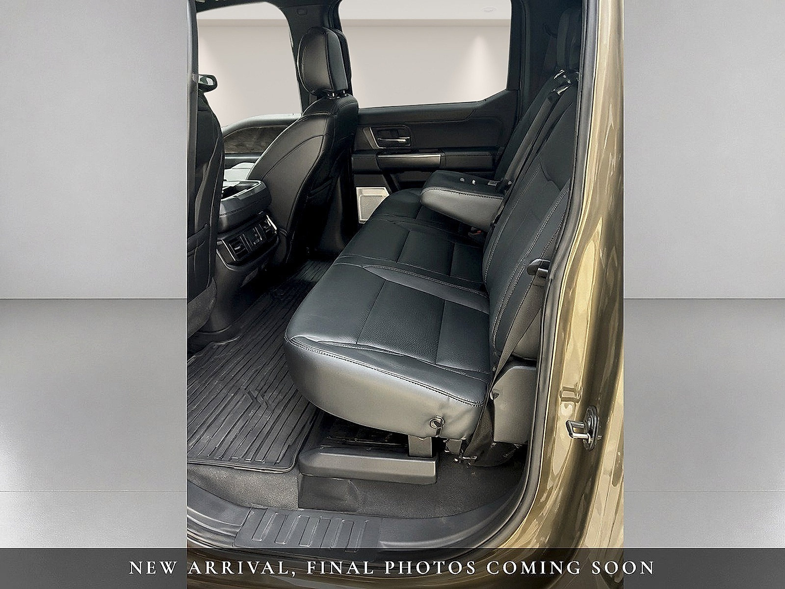 Used 2025 Ford F150 Raptor AWD/4WD image 13