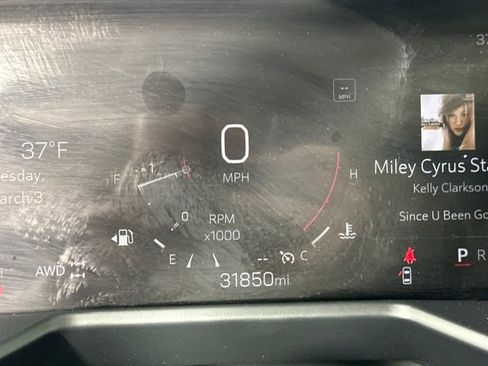 Used 2024 GMC Acadia Elevation w/ Luxury Package image 18