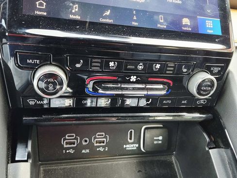 Certified 2022 Jeep Grand Cherokee Summit image 32