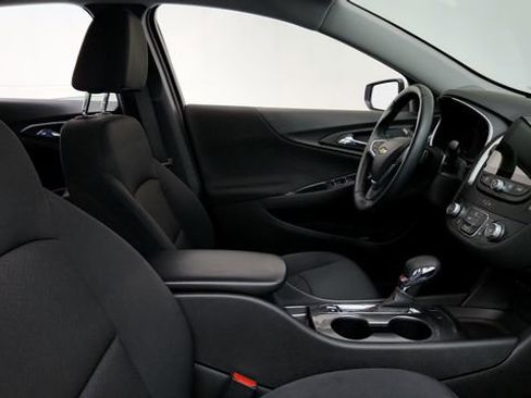 Used 2023 Chevrolet Malibu RS image 24