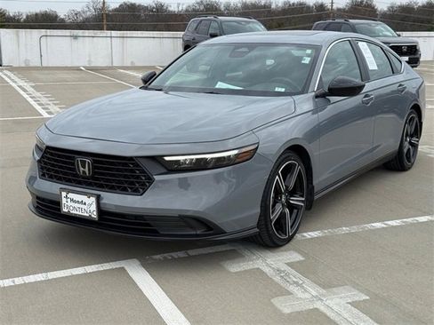 Used 2023 Honda Accord Sport image 8