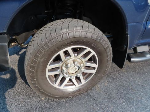 Used 2019 Ford F250 Lariat w/ FX4 Off-Road Package AWD/4WD image 11