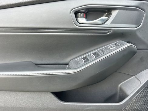 Used 2024 Honda Accord Sport image 11