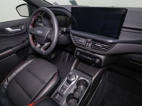 Used 2023 Ford Escape ST-Line w/ Tech Pack #1 FWD image 17