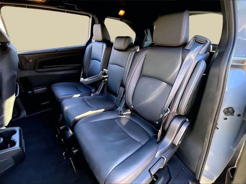 Used 2023 Honda Odyssey Sport image 18