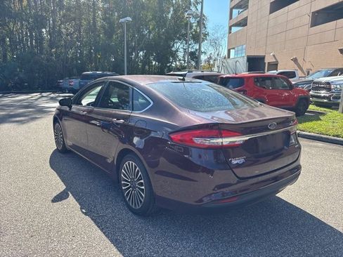 Used 2017 Ford Fusion SE w/ Fusion SE Technology Package image 7