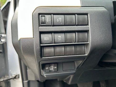 Used 2024 Toyota Tacoma TRD Off-Road AWD/4WD image 18