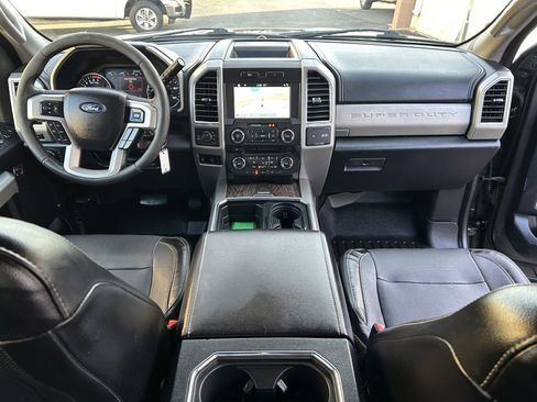 Used 2018 Ford F250 Lariat w/ Lariat Value Package image 16