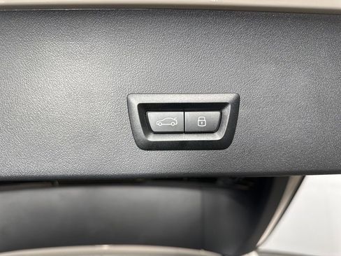 Used 2025 BMW X3 xDrive30i w/ Premium Package image 26