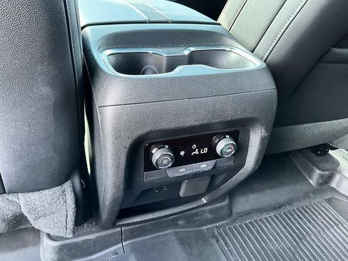 Used 2026 Chevrolet Traverse Z71 w/ Enhanced Driving Package AWD/4WD image 31