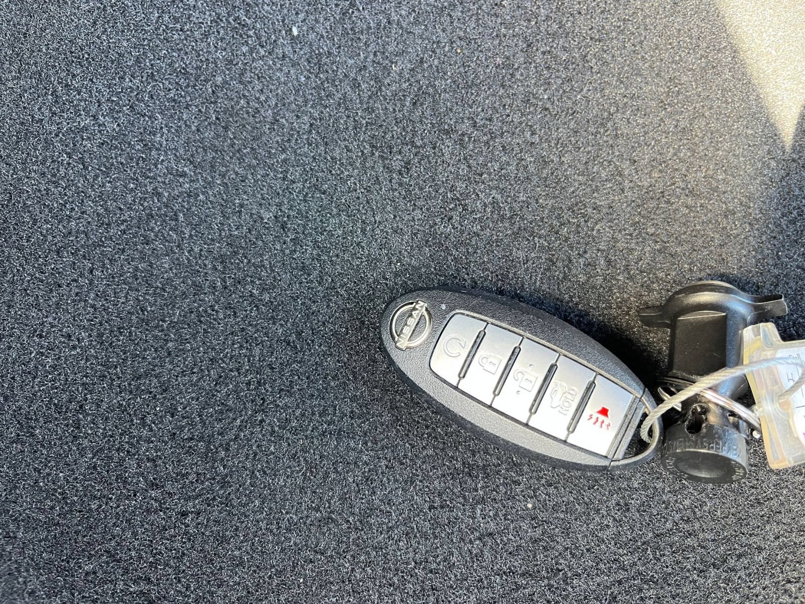 Used 2025 Nissan Altima 2.5 SV FWD image 25