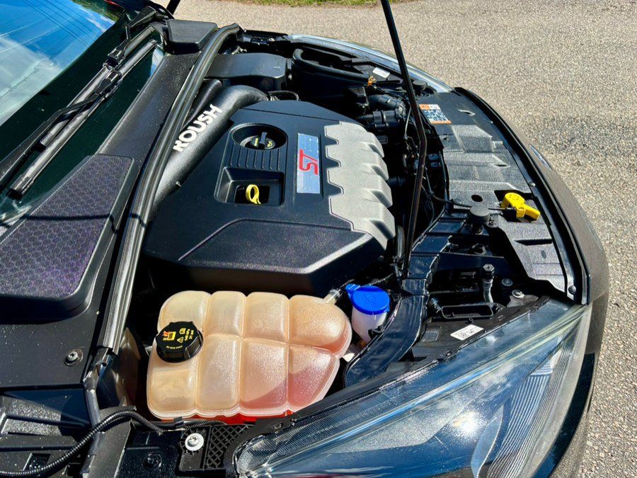 Used 2017 Ford Focus ST FWD image 30