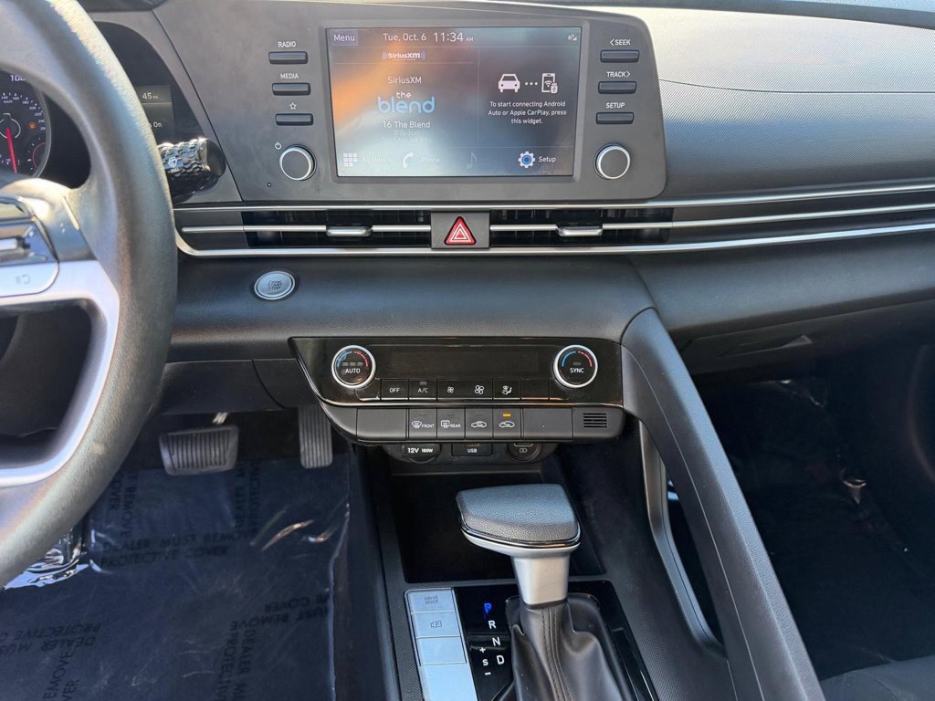 Used 2023 Hyundai Elantra SEL FWD image 33
