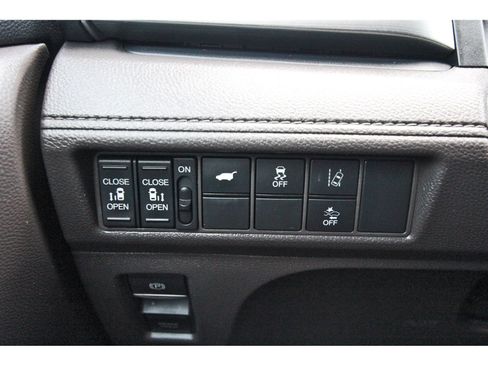 Used 2018 Honda Odyssey EX-L image 20
