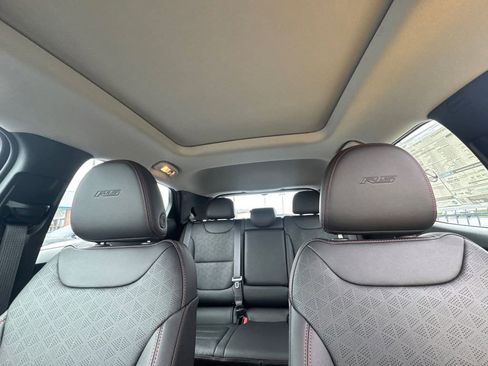 New 2027 Chevrolet Bolt RS w/ Technology Package FWD image 32
